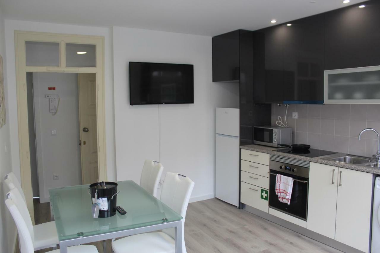 R3 - Lovers - Santa Cruz Apartment